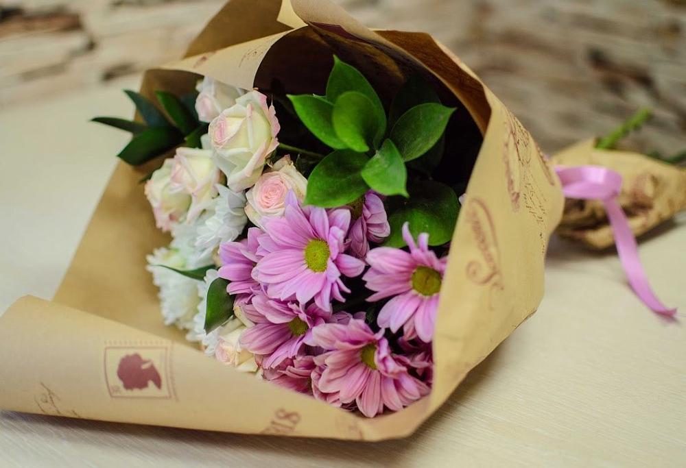 Букет цветов из: Розы и Хризантемы в Старое Шайгово