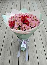 Букет цветов из:  Альстромерии в Старое Шайгово