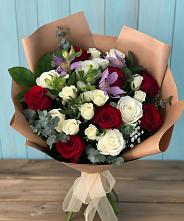 Букет цветов из:  Розы и Альстромерии в Старое Шайгово