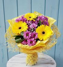 Букет цветов из:  Хризантемы и Герберы #REPLACE_PRED# Старое Шайгово
