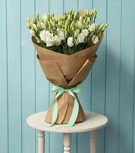 Букет цветов из:  Лизиантусы в Старое Шайгово