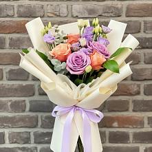 Букет цветов из:  Лизиантусы и Розы #REPLACE_PRED# Старое Шайгово