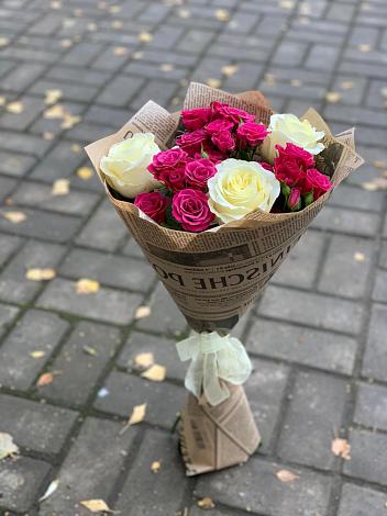 Букет цветов из: Розы в Старое Шайгово