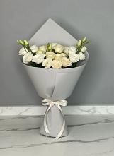 Букет цветов из:  Розы и Лизиантусы в Старое Шайгово